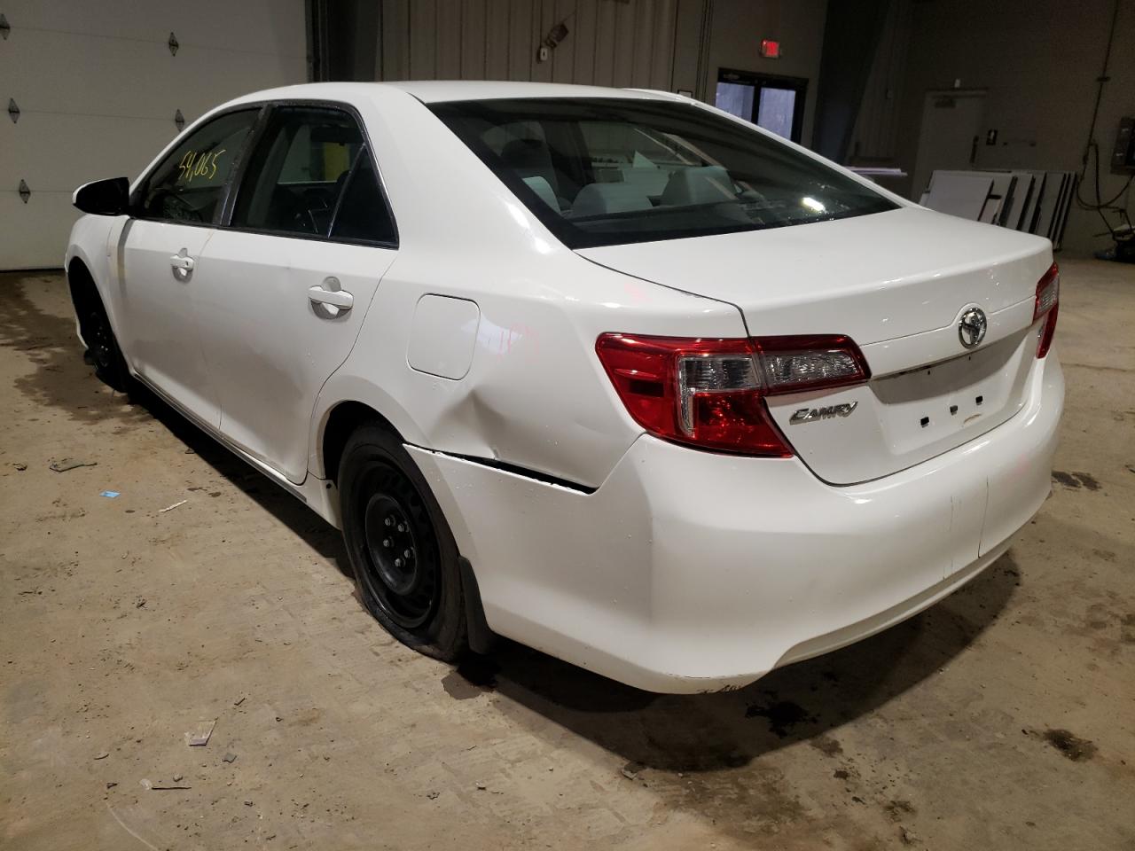 Photo 3 from auction – 2014 TOYOTA CAMRY L with VIN 4T4BF1FK6ER380243