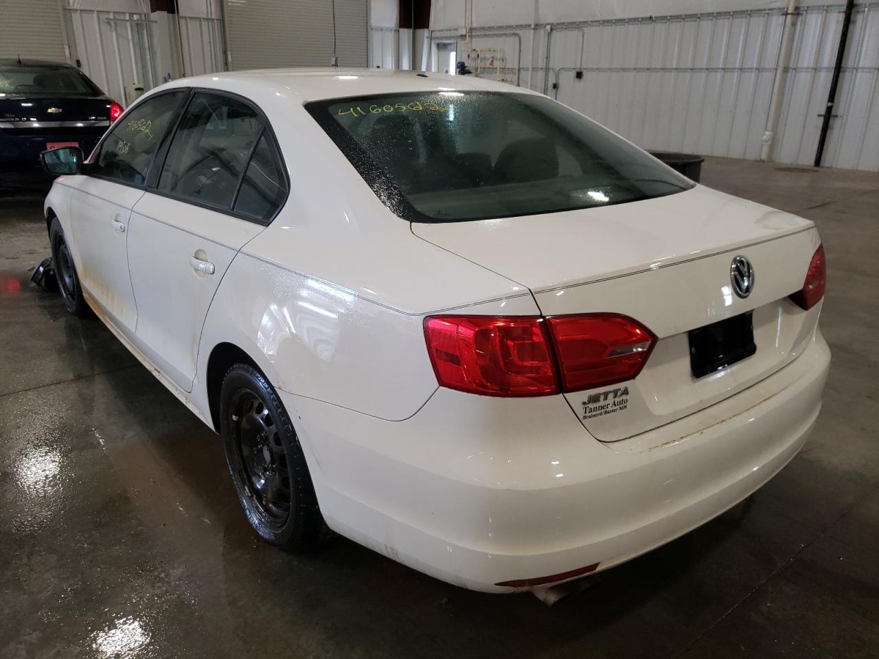 Photo 3 from auction – 2013 VOLKSWAGEN JETTA BASE with VIN 3VW2K7AJ7DM221422