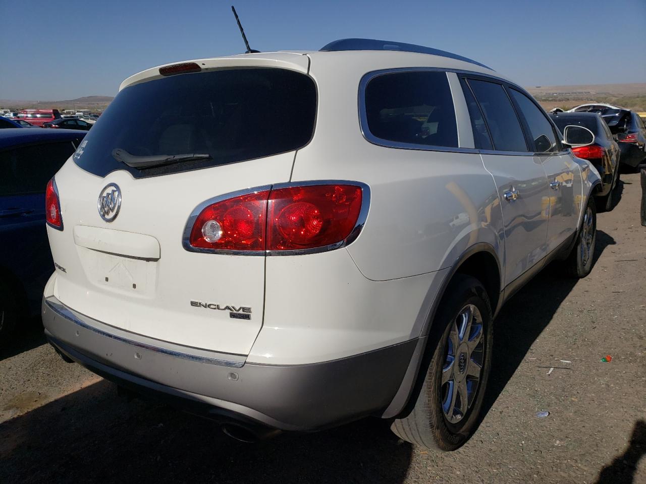Photo 4 from auction – 2010 BUICK ENCLAVE CX with VIN 5GALRBED2AJ227312
