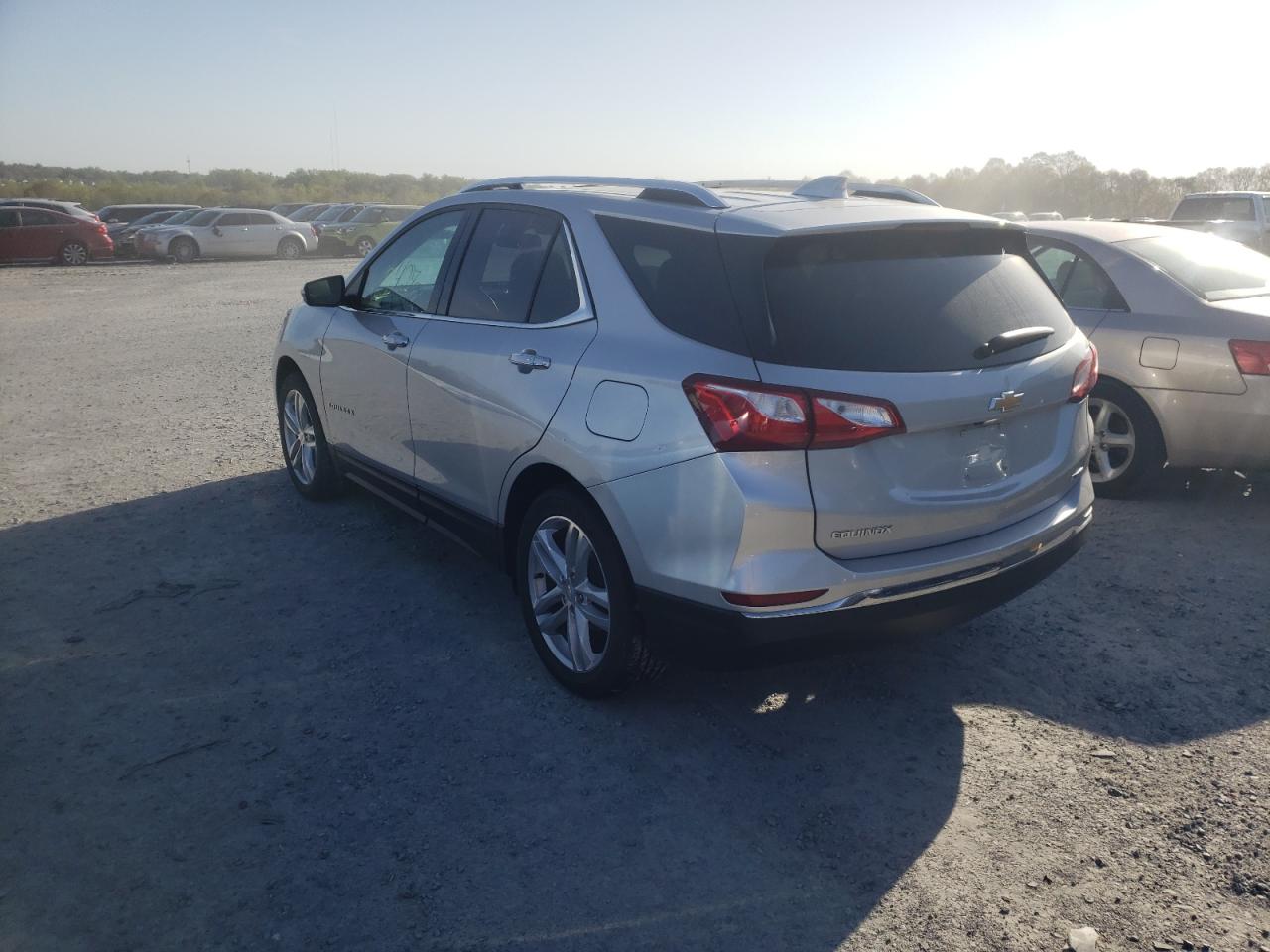 Photo 3 from auction – 2018 CHEVROLET EQUINOX PR with VIN 2GNAXMEV4J6132853
