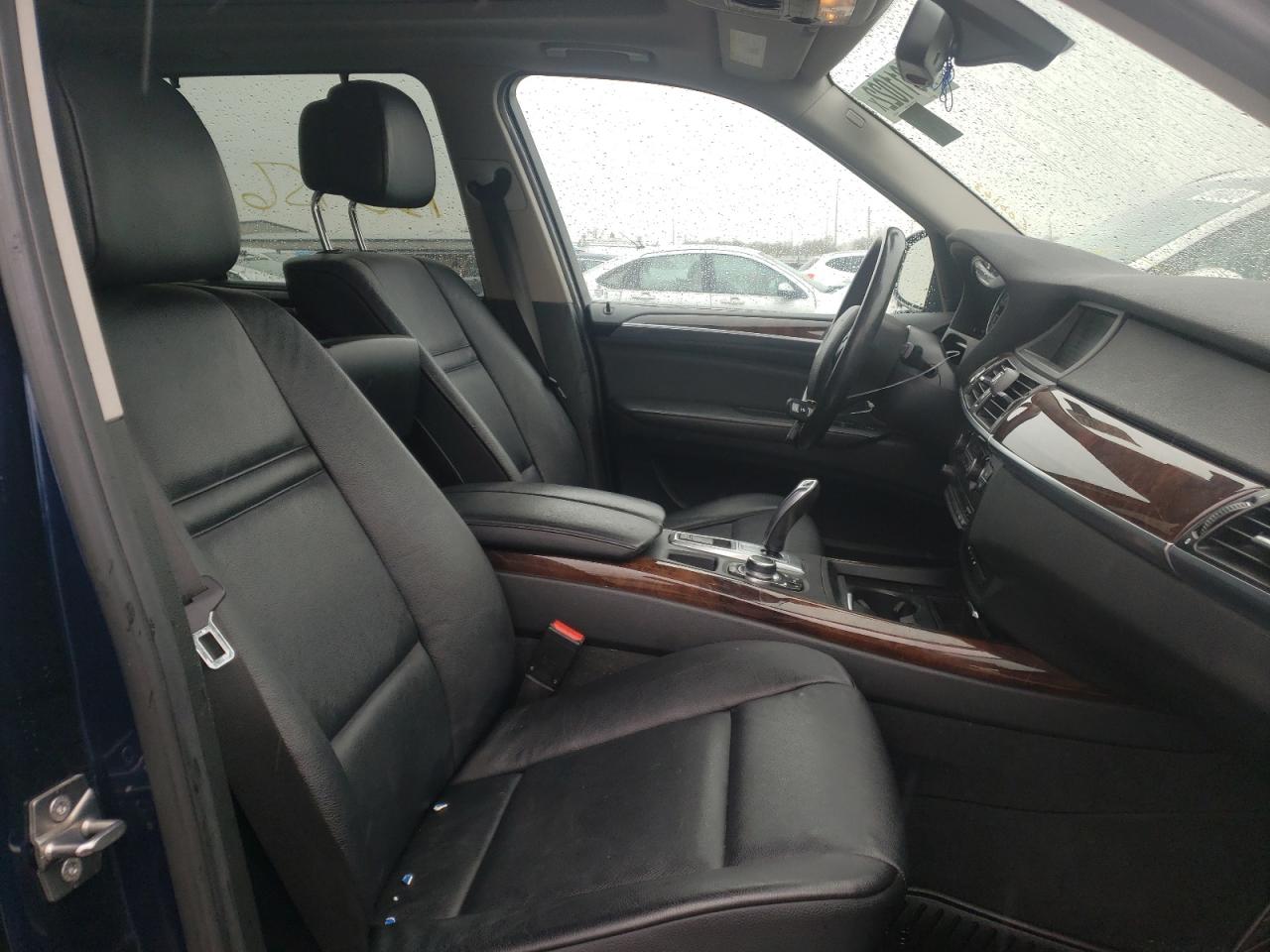 Photo 5 from auction – 2011 BMW X5 XDRIVE3 with VIN 5UXZV4C5XBL410179