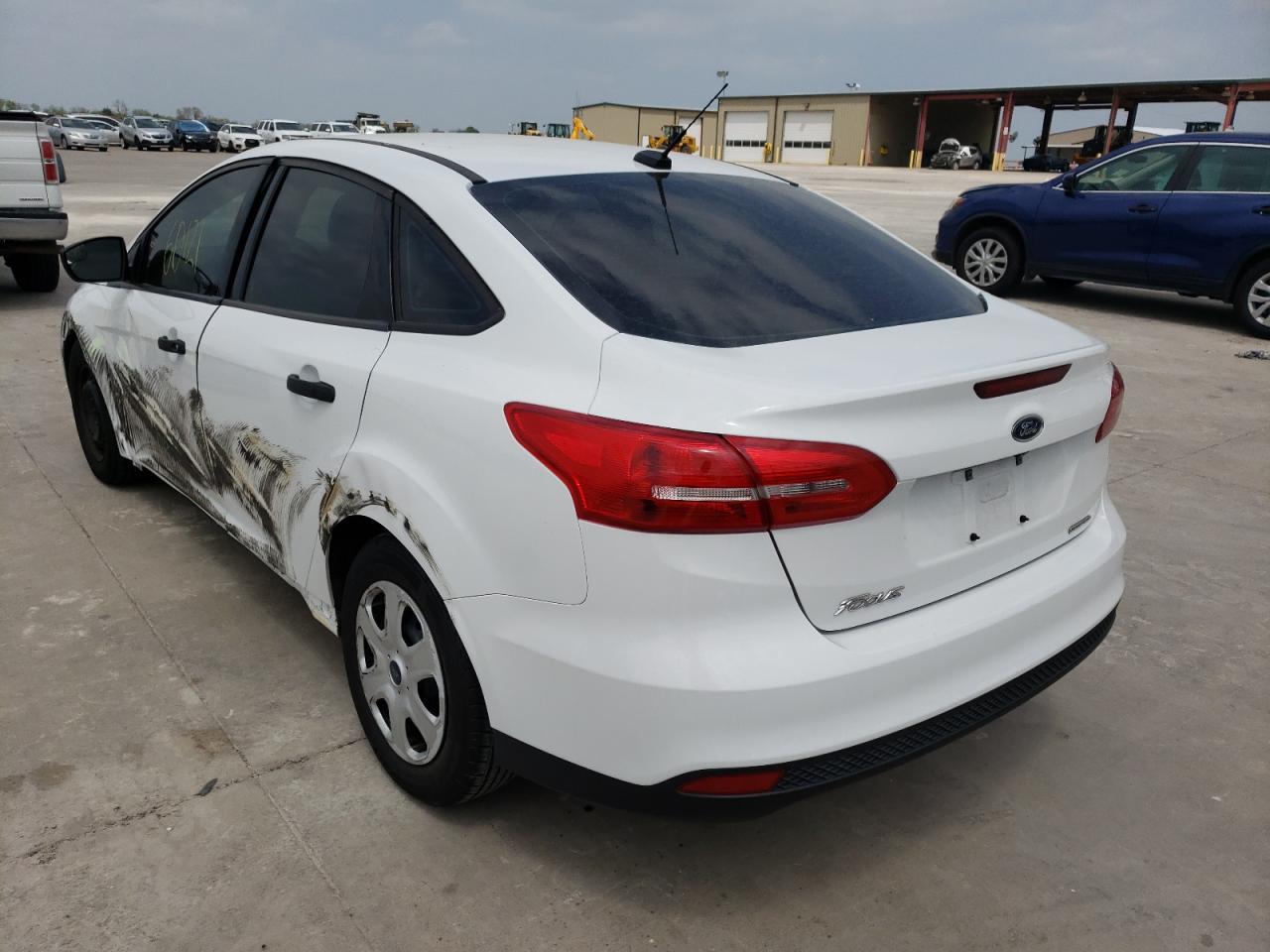 Photo 3 from auction – 2015 FORD FOCUS S with VIN 1FADP3E29FL219979