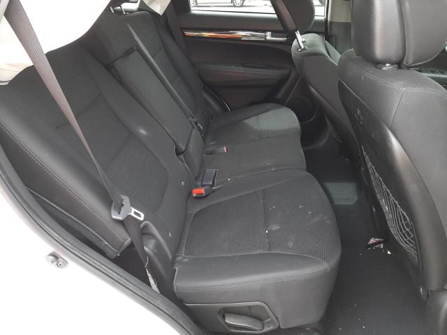Photo 6 from auction – 2014 KIA SORENTO LX with VIN 5XYKT3A68EG426086