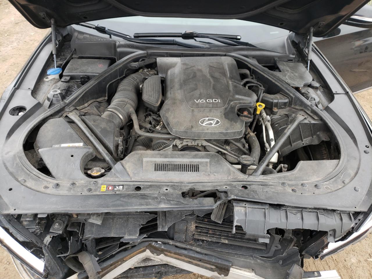 Photo 7 from auction – 2016 HYUNDAI GENESIS 3. with VIN KMHGN4JE2GU118258
