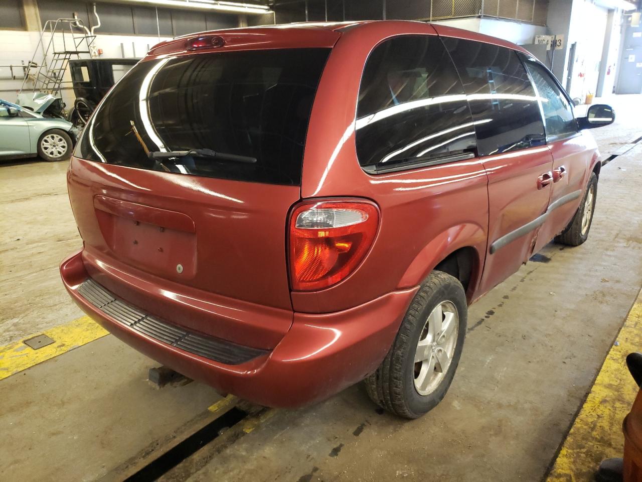 Photo 4 from auction – 2005 DODGE CARAVAN SX with VIN 1D4GP45R15B432684
