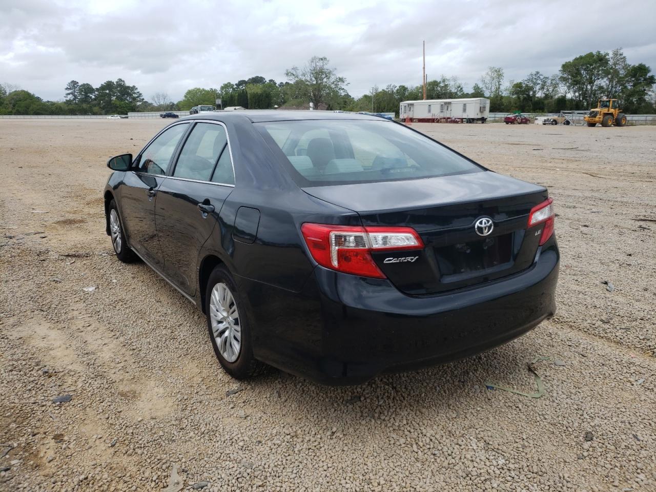 Photo 3 from auction – 2013 TOYOTA CAMRY L with VIN 4T1BF1FK8DU229042