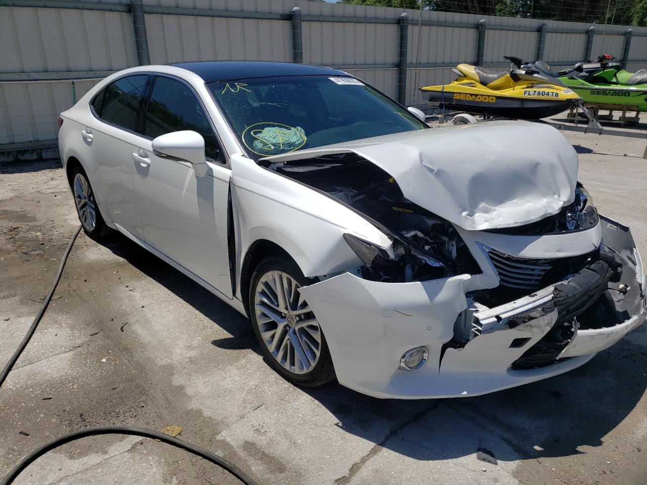 LEXUS ES 350 2013 with VIN JTHBK1GG9D2012863 - Photo from auction