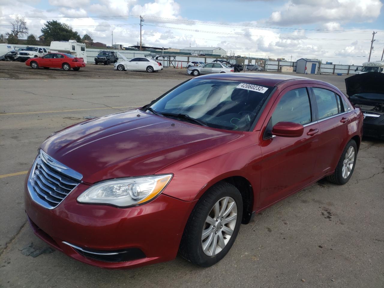 Photo 2 from auction – 2013 CHRYSLER 200 TOURIN with VIN 1C3CCBBG3DN527697