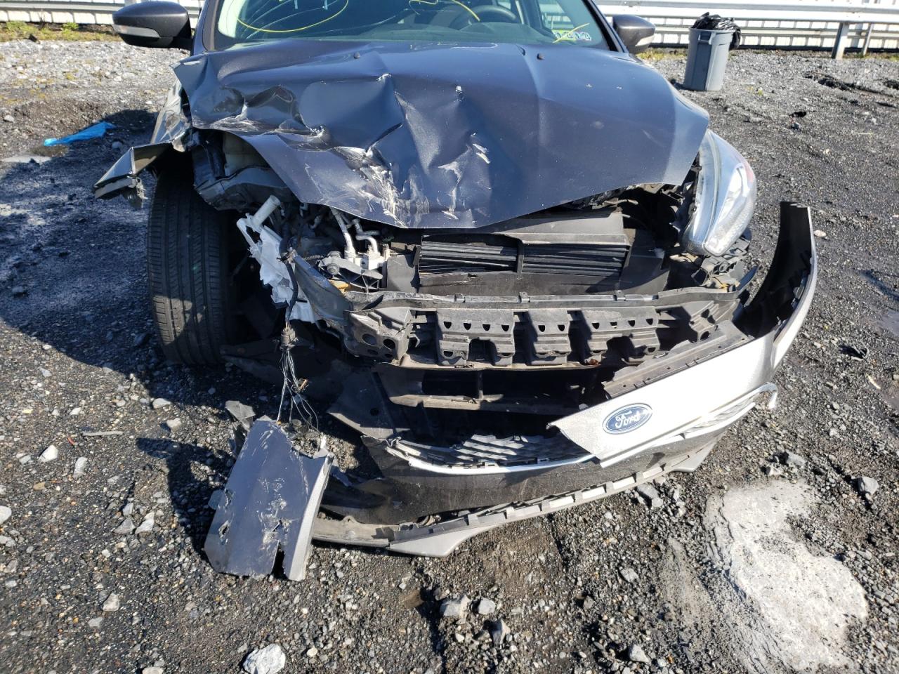 Photo 9 from auction – 2017 FORD FOCUS SE with VIN 1FADP3F20HL271390