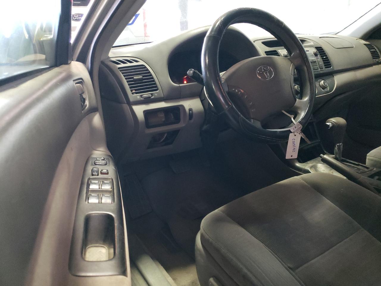 Photo 9 from auction – 2006 TOYOTA CAMRY LE with VIN 4T1BE32K76U149397