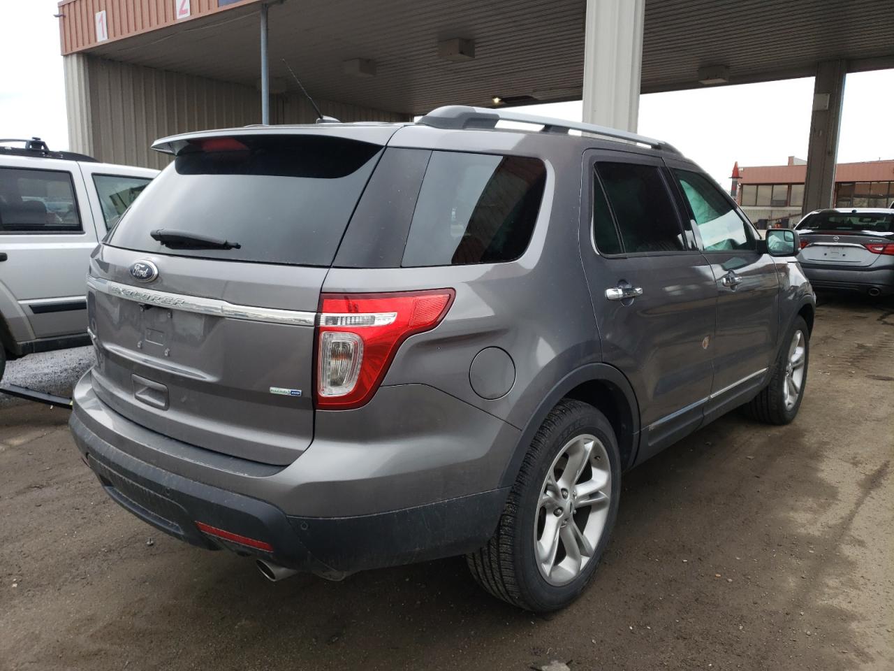 صورة رقم 4 من المزاد - 2014 FORD EXPLORER L مع VIN 1FM5K8F80EGA70281