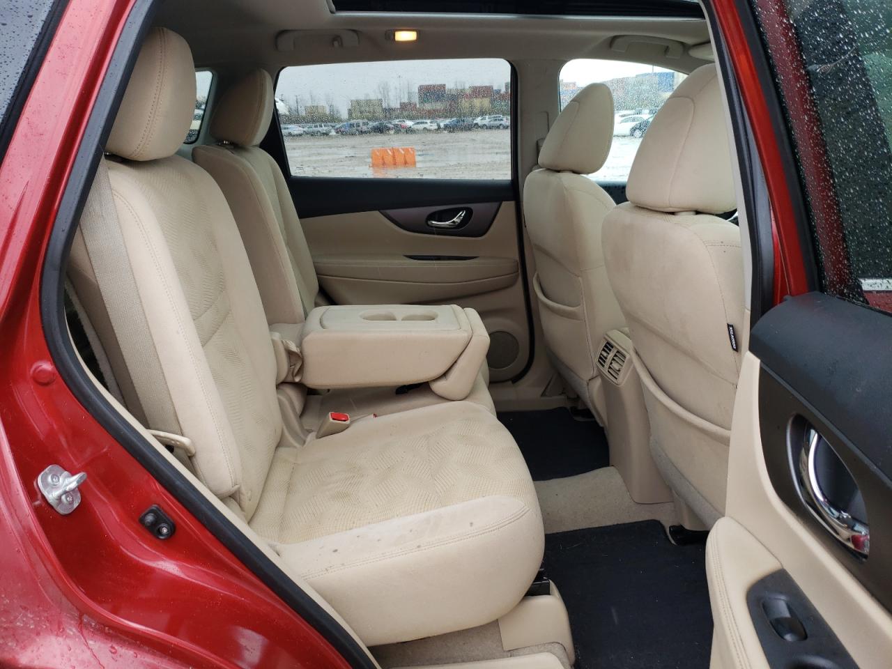 Photo 6 from auction – 2015 NISSAN ROGUE S with VIN 5N1AT2MV4FC828780