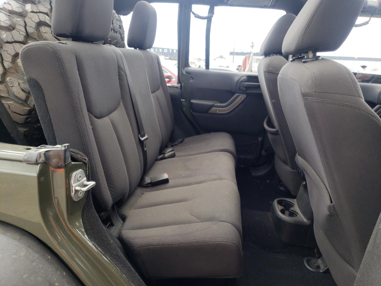 Photo 6 from auction – 2015 JEEP WRANGLER U with VIN 1C4BJWDG1FL717384