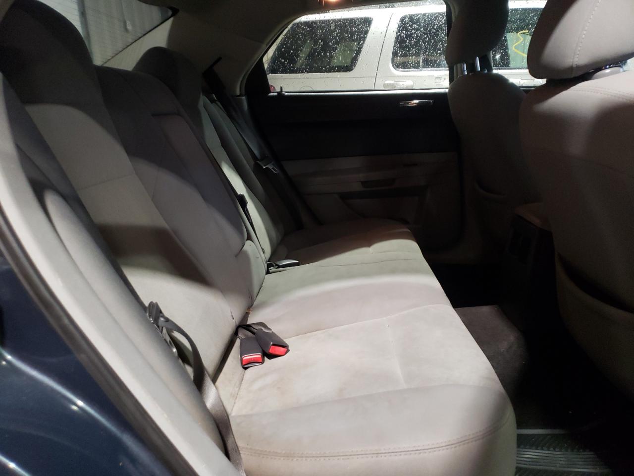 Photo 6 from auction – 2007 CHRYSLER 300 with VIN 2C3KA43R37H830005