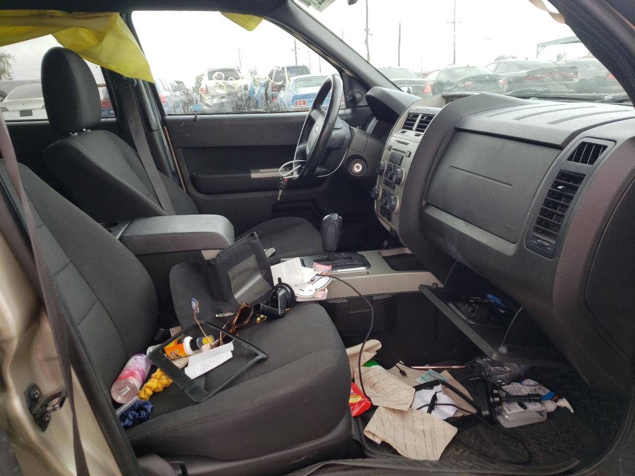 Photo 5 from auction – 2010 FORD ESCAPE XLT with VIN 1FMCU0D79AKA08172