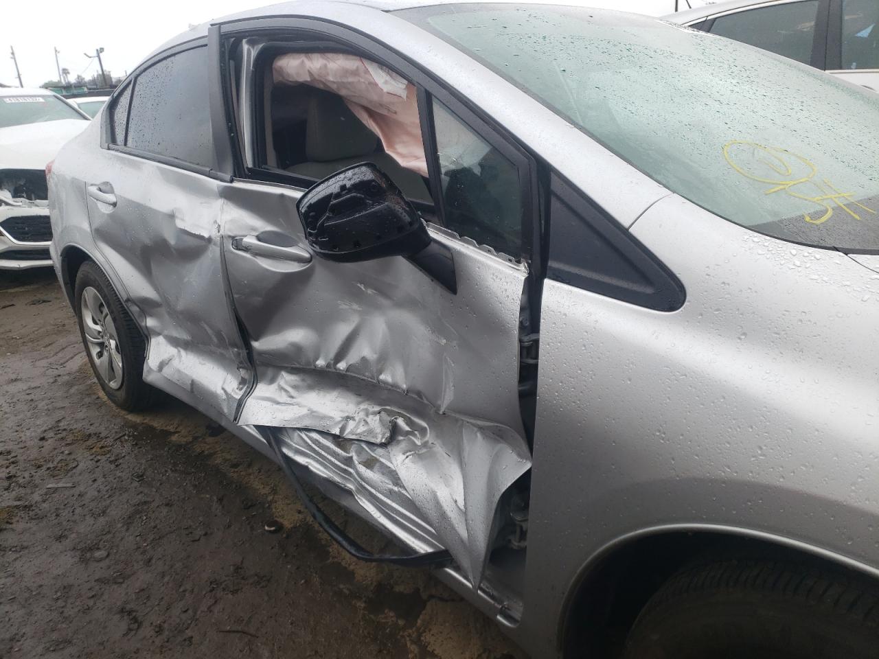 Photo 9 from auction – 2013 HONDA CIVIC LX with VIN 19XFB2F53DE239008