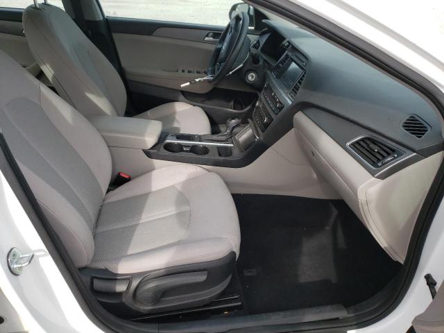 Photo 5 from auction – 2016 HYUNDAI SONATA SE with VIN 5NPE24AF7GH276778
