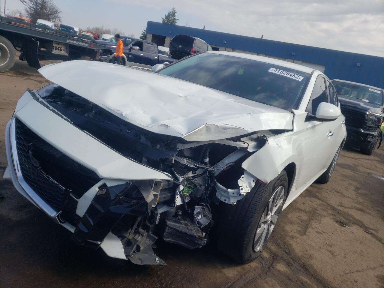 Photo 2 from auction – 2020 NISSAN ALTIMA S with VIN 1N4BL4BV9LC157745