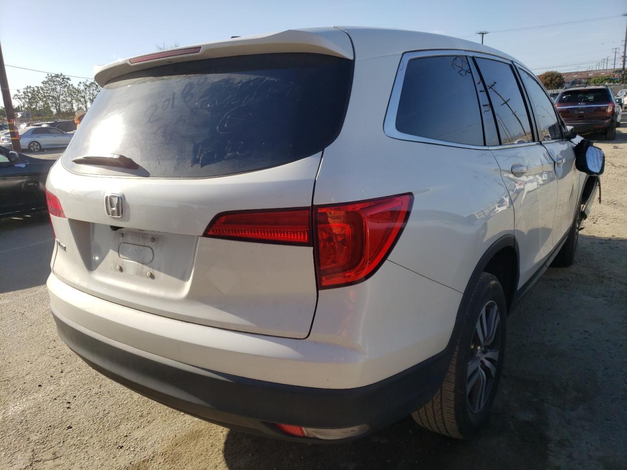 Photo 4 from auction – 2018 HONDA PILOT EXL with VIN 5FNYF5H5XJB023836
