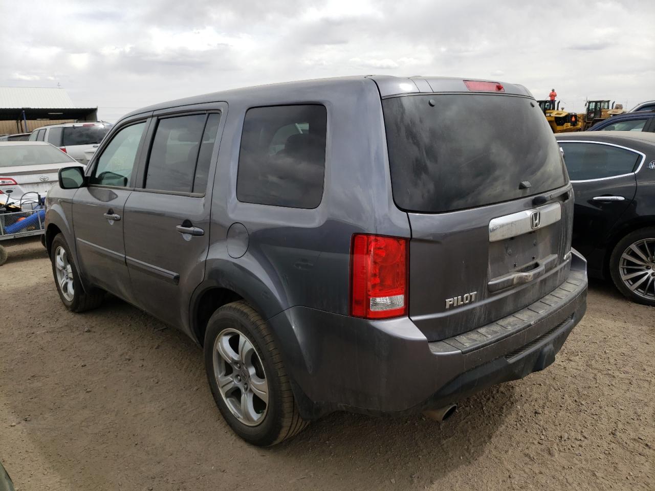 Photo 3 from auction – 2015 HONDA PILOT EXL with VIN 5FNYF4H59FB070499
