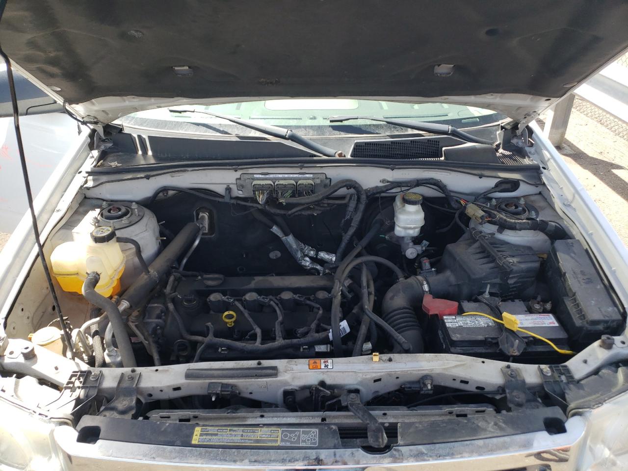 Photo 7 from auction – 2010 FORD ESCAPE XLS with VIN 1FMCU0C71AKC78580
