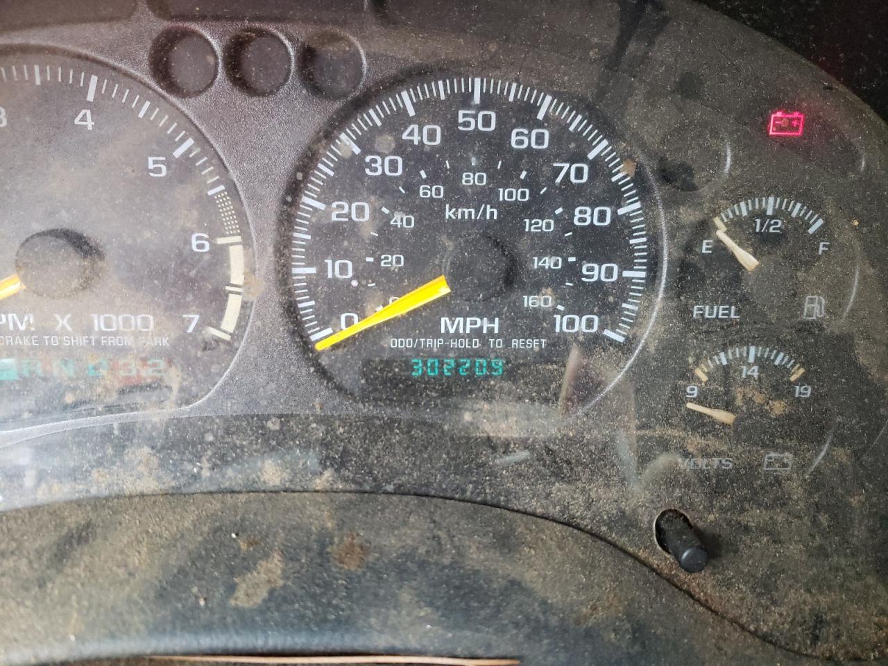 Photo 8 from auction – 2001 GMC SONOMA with VIN 1GTCS145818106511