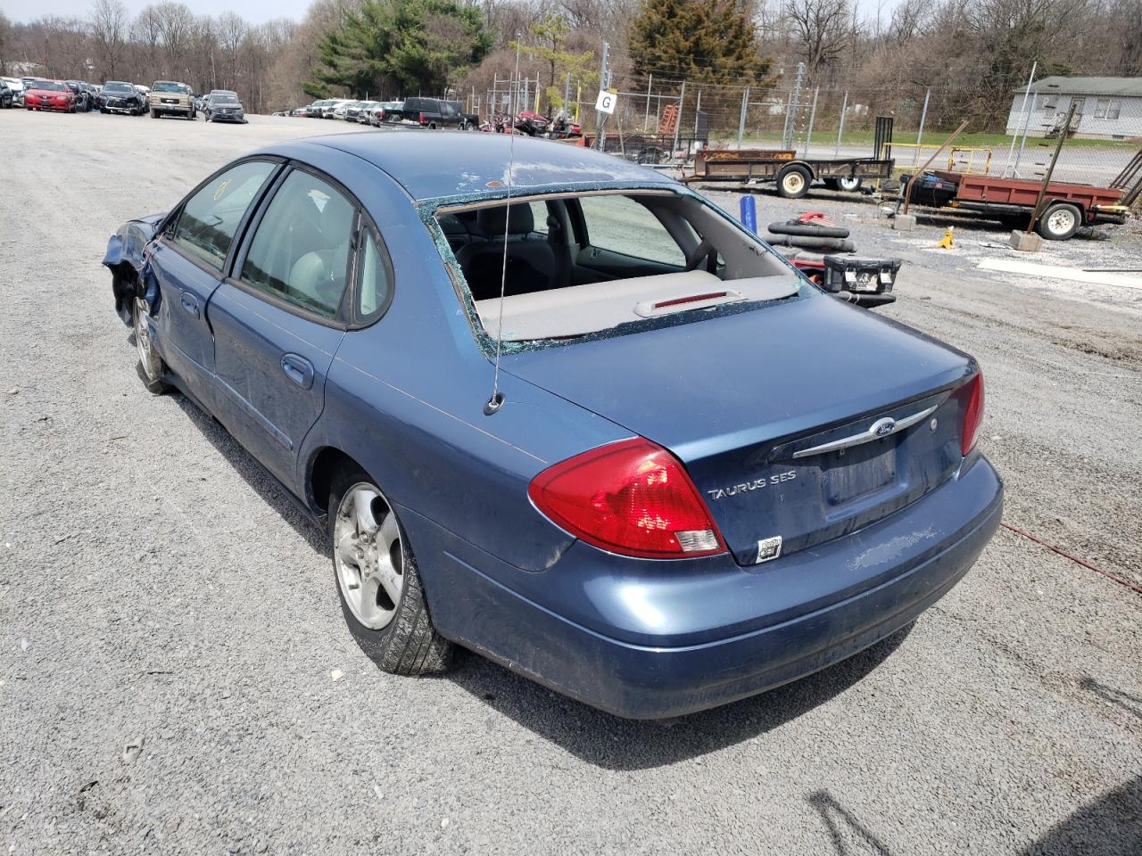 Photo 3 from auction – 2002 FORD TAURUS SES with VIN 1FAFP55U22G142865