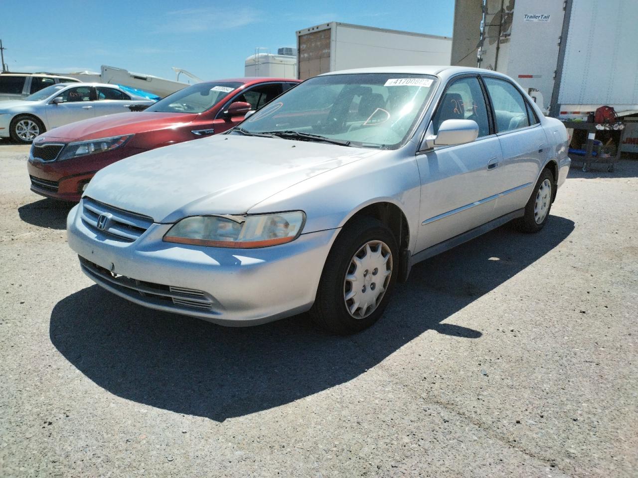 Photo 2 from auction – 2002 HONDA ACCORD with VIN 3HGCG56432G700627