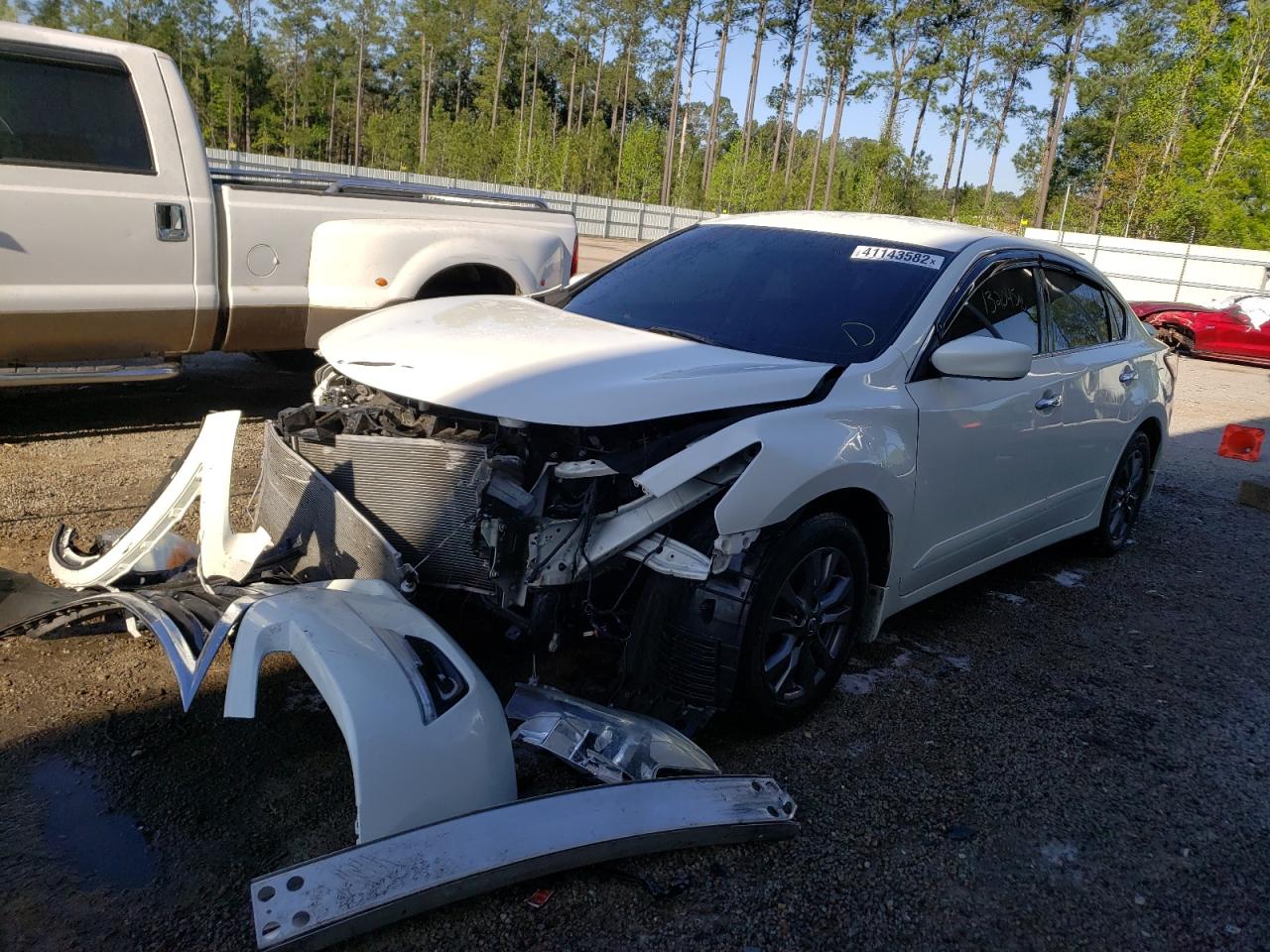 Photo 2 from auction – 2015 NISSAN ALTIMA 2.5 with VIN 1N4AL3AP2FC493542
