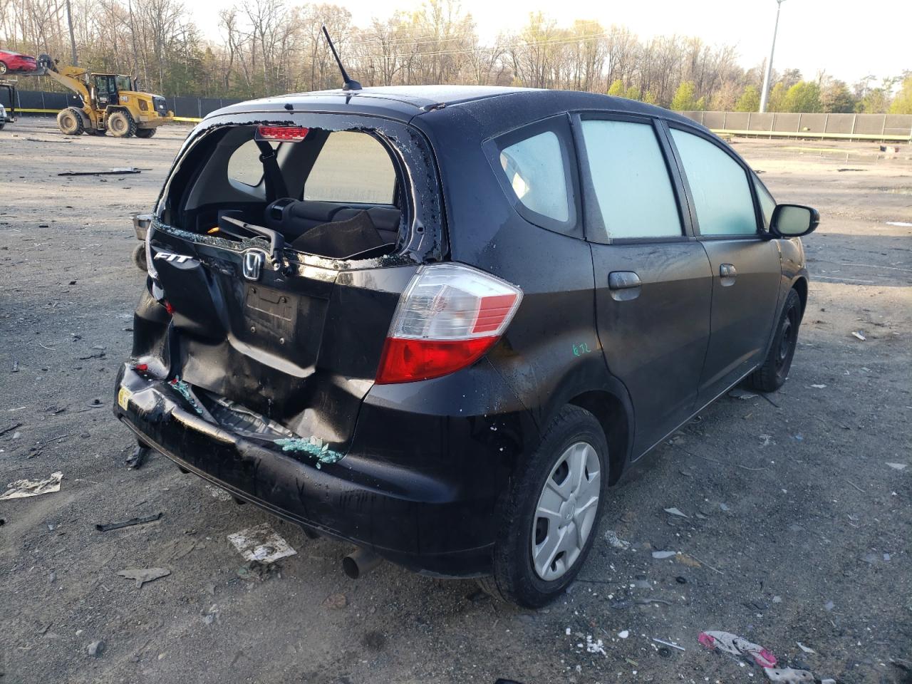 Photo 4 from auction – 2013 HONDA FIT with VIN JHMGE8G38DC040408