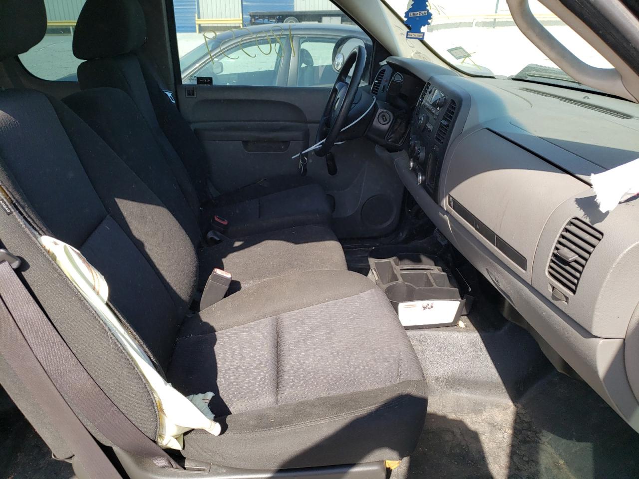 Photo 5 from auction – 2011 CHEVROLET silverado with VIN 1GCRCPEX3BZ266804