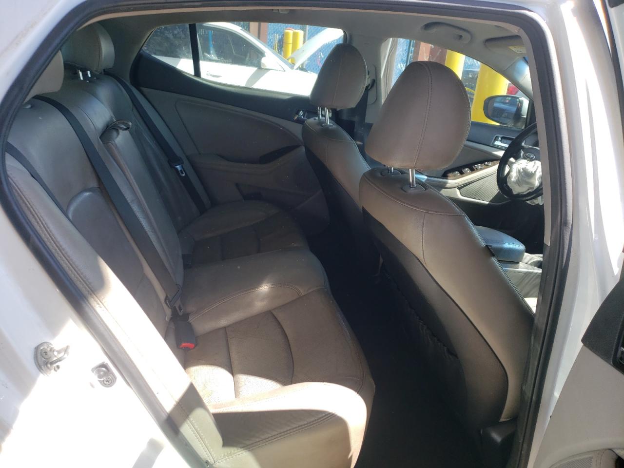 Photo 6 from auction – 2013 KIA OPTIMA EX with VIN 5XXGN4A70DG152903