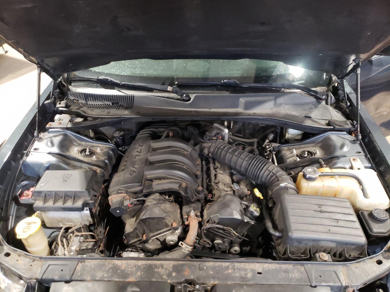 Photo 7 from auction – 2007 CHRYSLER 300 with VIN 2C3KA43R37H830005