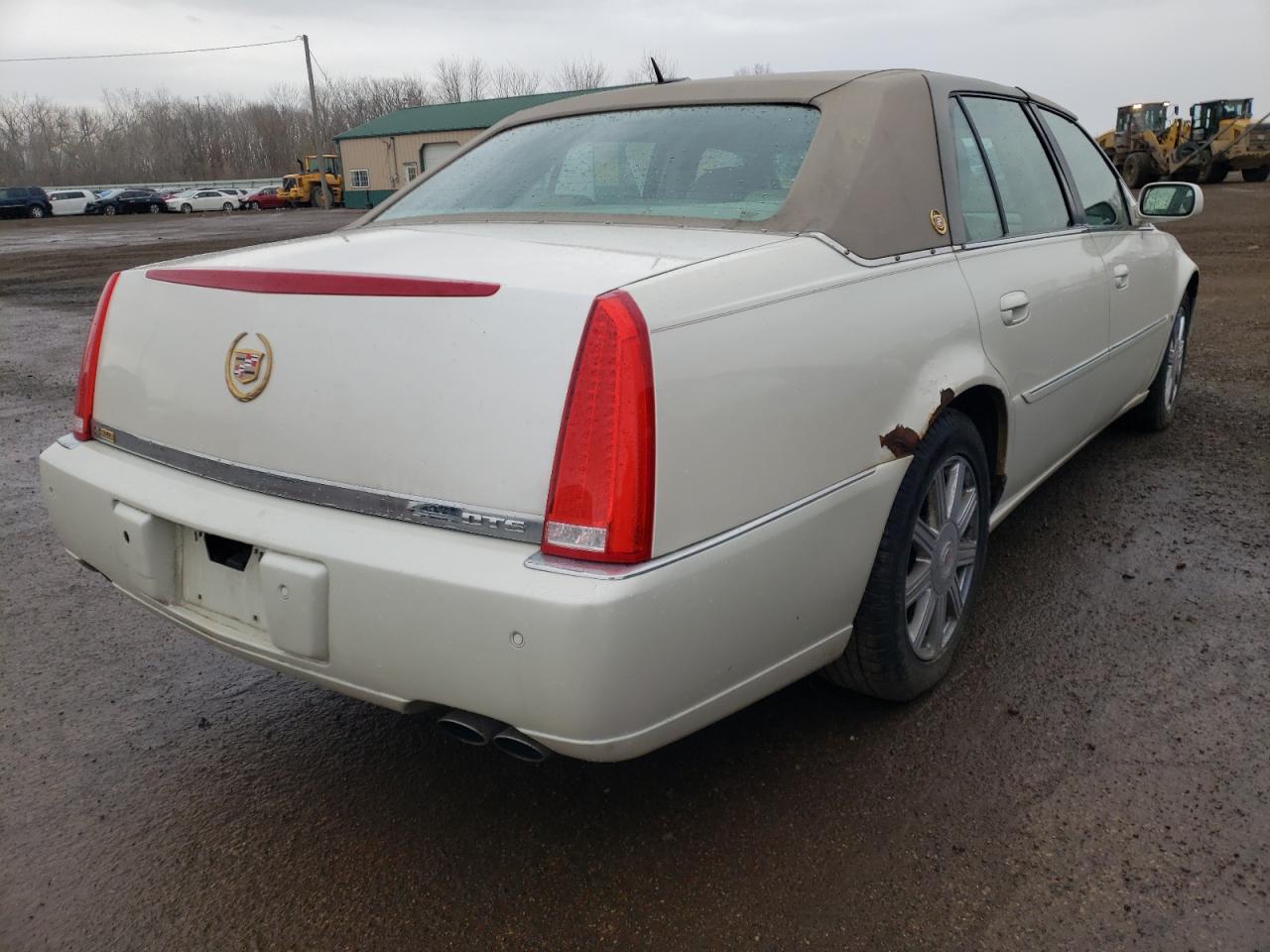 Photo 4 from auction – 2007 CADILLAC DTS with VIN 1G6KD57Y27U225094