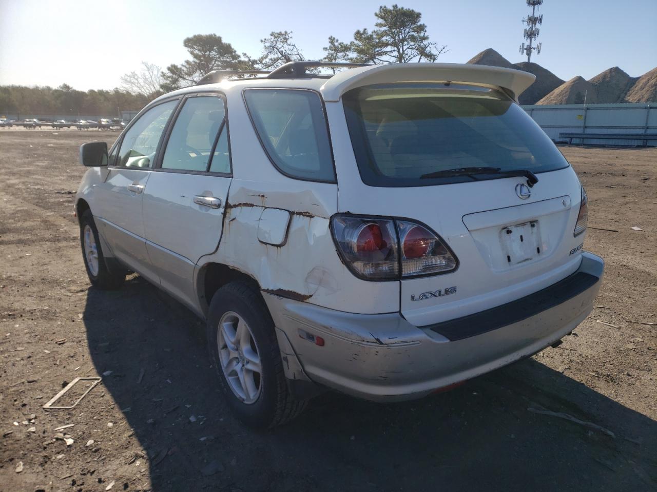Photo 3 from auction – 2003 LEXUS RX 300 with VIN JTJHF10U930310420