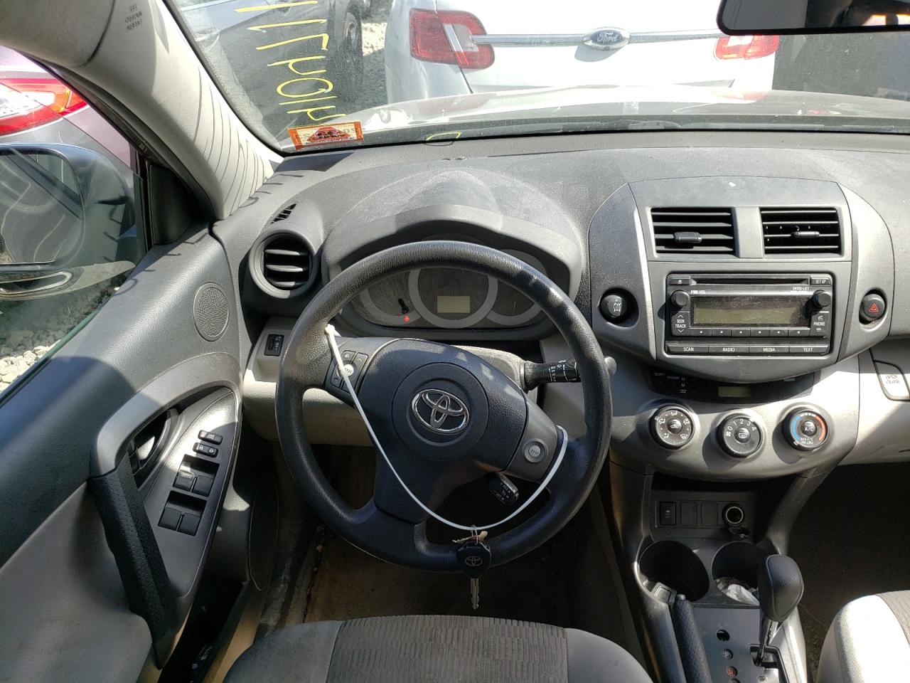 Photo 9 from auction – 2012 TOYOTA RAV4 with VIN 2T3BF4DV2CW216842