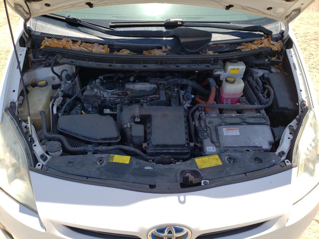 Photo 7 from auction – 2011 TOYOTA PRIUS with VIN JTDKN3DU3B0317878