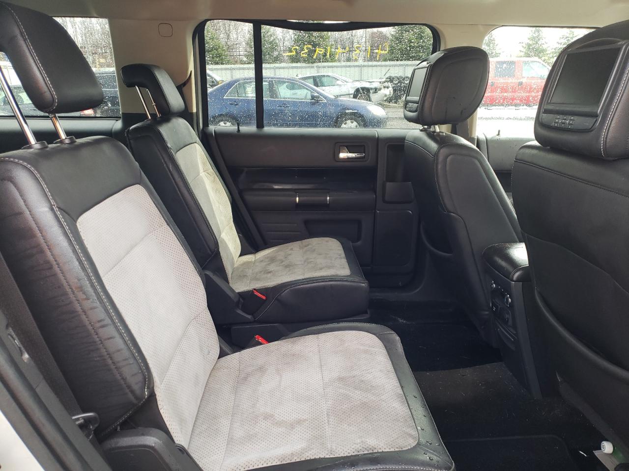 Photo 6 from auction – 2011 FORD FLEX LIMIT with VIN 2FMHK6DC2BBD17277
