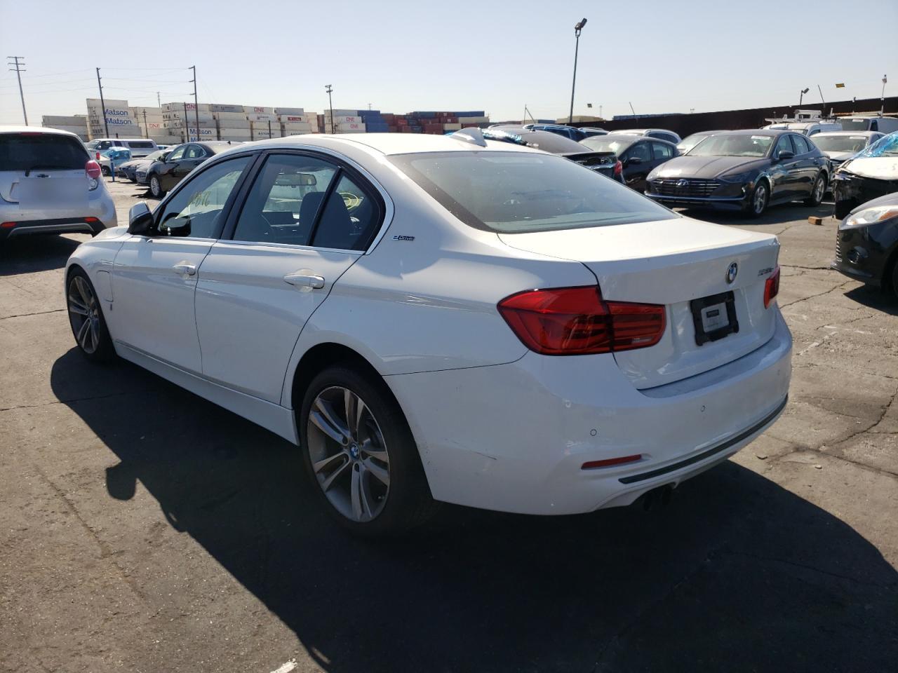 Photo 3 from auction – 2017 BMW 330E with VIN WBA8E1C54HK479926