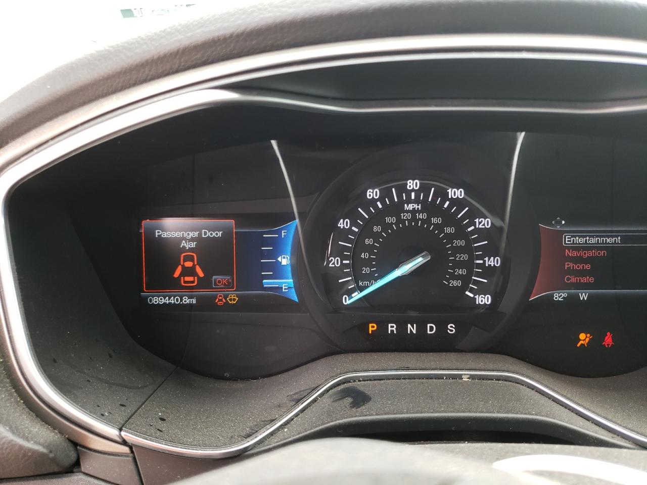 Photo 8 from auction – 2016 FORD FUSION SE with VIN 3FA6P0HDXGR328992