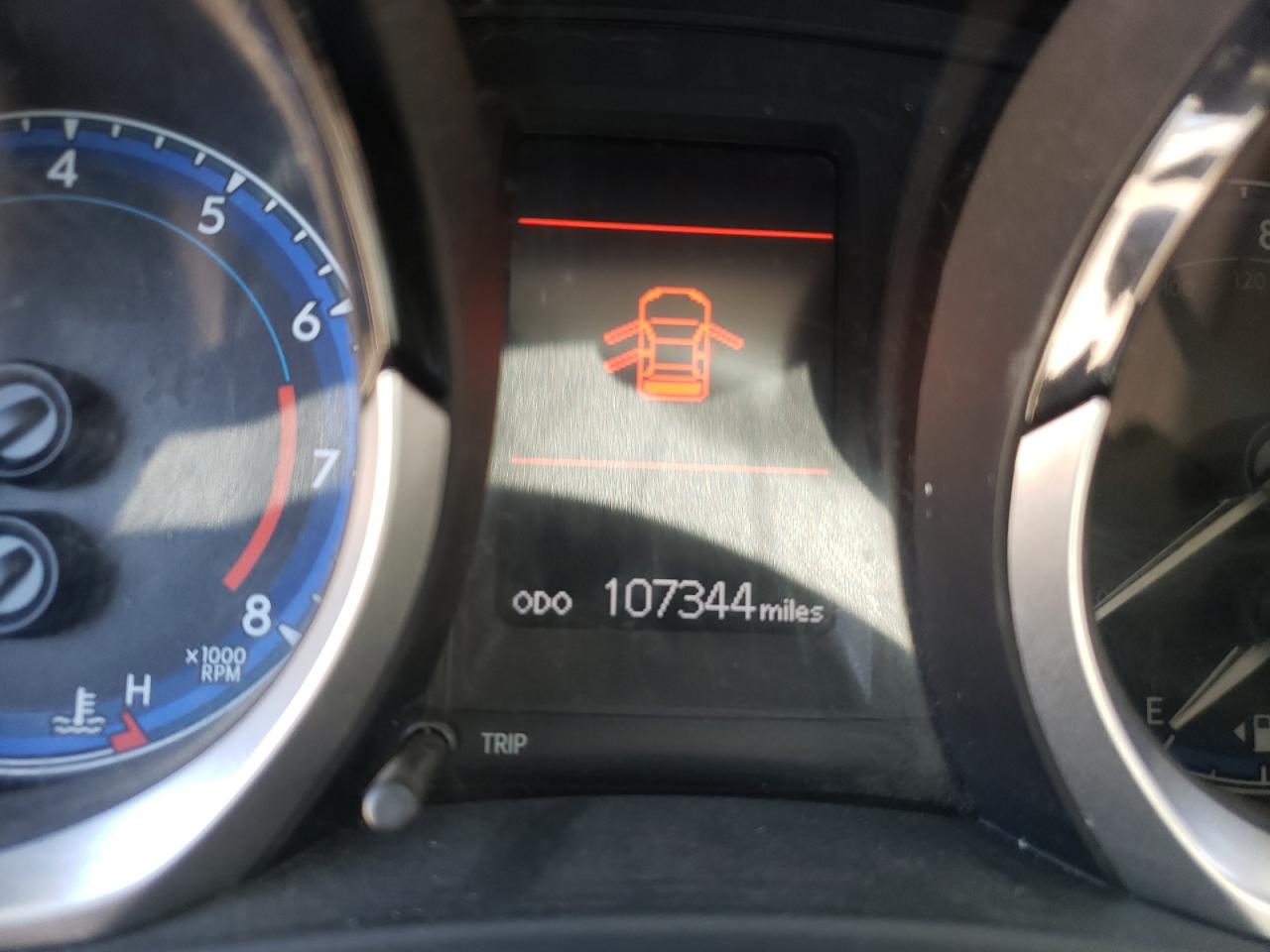 Photo 8 from auction – 2016 TOYOTA COROLLA L with VIN 5YFBURHE2GP375096