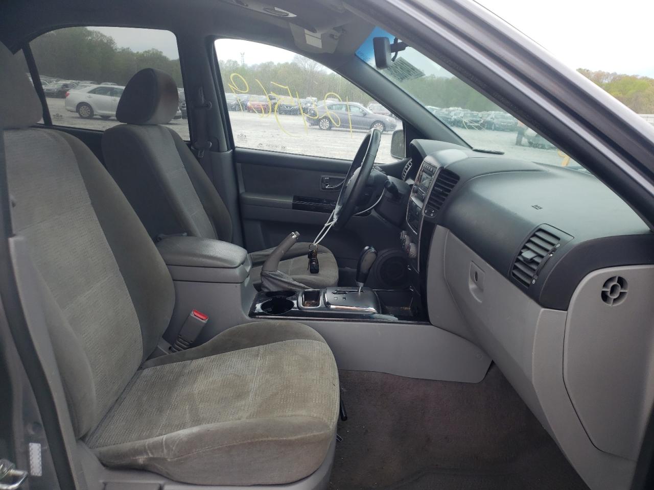 Photo 5 from auction – 2008 KIA SORENTO EX with VIN KNDJD736185824265