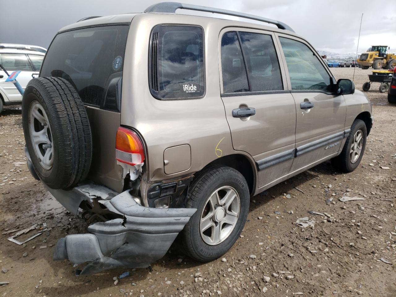Photo 4 from auction – 2003 CHEVROLET TRACKER with VIN 2CNBE13C336945733