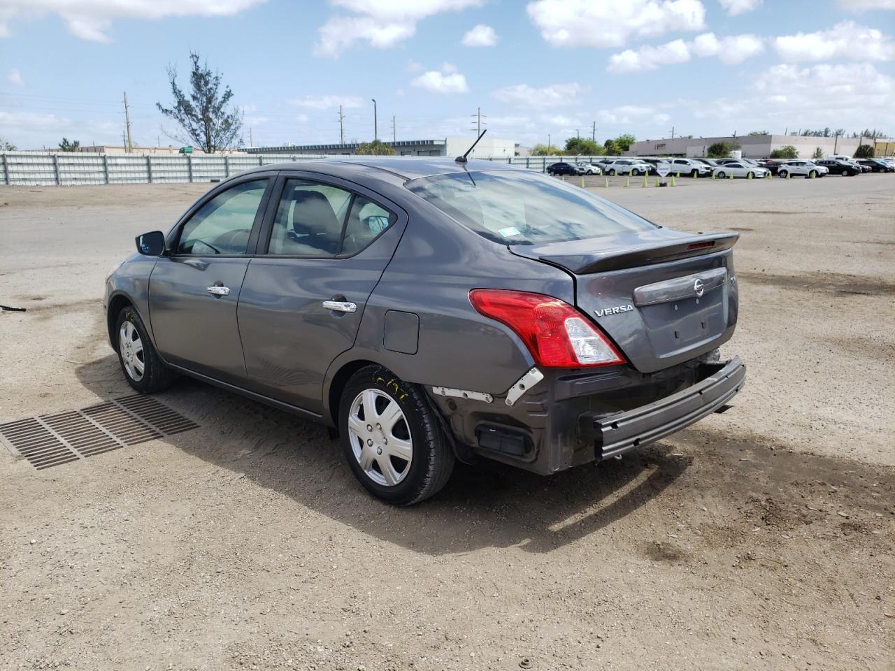 Photo 3 from auction – 2017 NISSAN VERSA S with VIN 3N1CN7AP9HL889093
