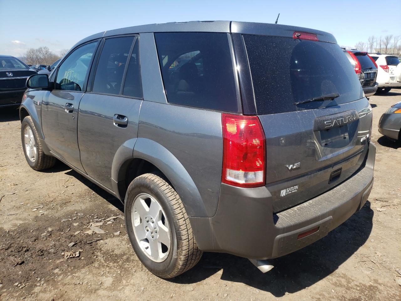 Photo 3 from auction – 2005 SATURN VUE with VIN 5GZCZ634X5S869428
