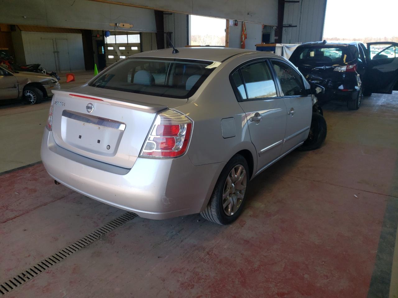 Photo 4 from auction – 2011 NISSAN SENTRA with VIN 3N1AB6AP3BL619861