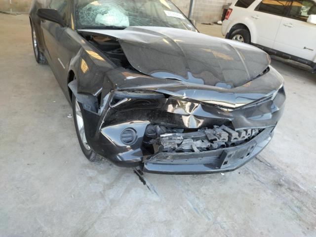 Photo 9 from auction – 2015 CHEVROLET CAMARO LS with VIN 2G1FB1E34F9227857