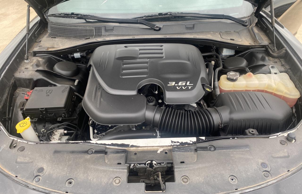 Photo 7 from auction – 2017 DODGE CHARGER SE with VIN 2C3CDXBG2HH623880
