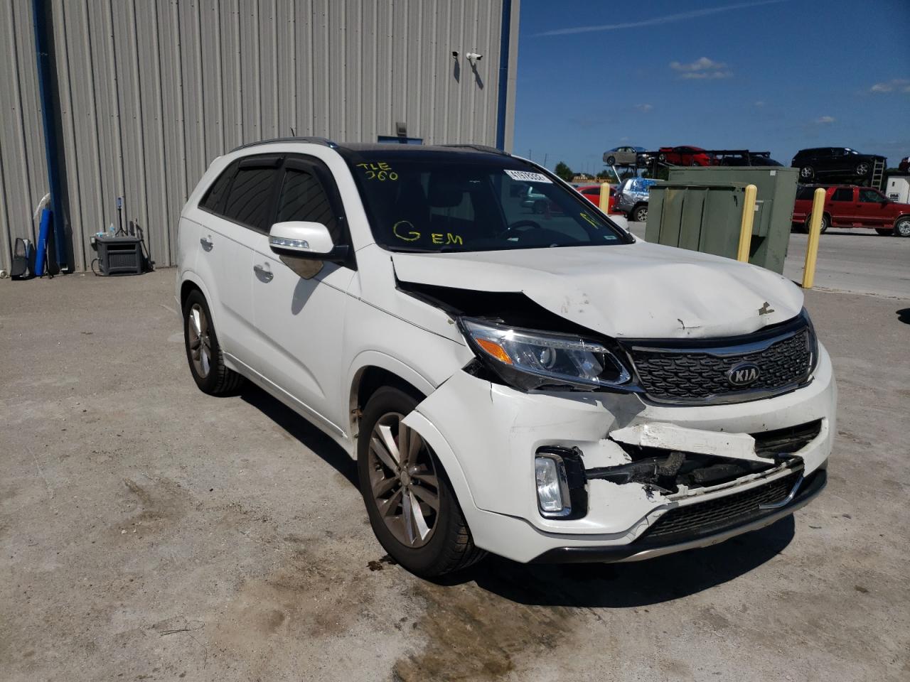 KIA SORENTO SX 2014 with VIN 5XYKW4A71EG486586 - Photo from auction