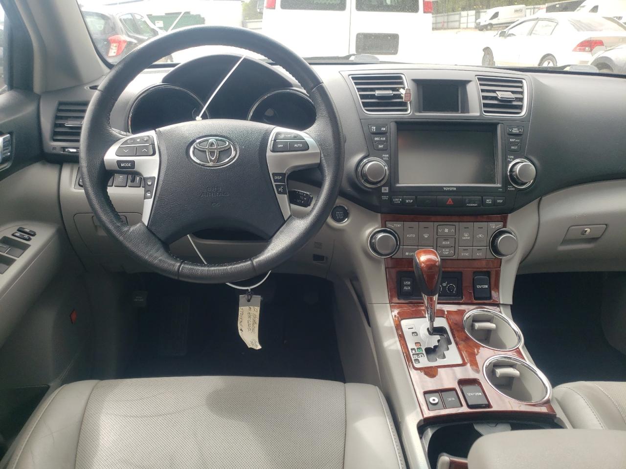 Photo 9 from auction – 2012 TOYOTA HIGHLANDER with VIN 5TDYK3EH1CS072047